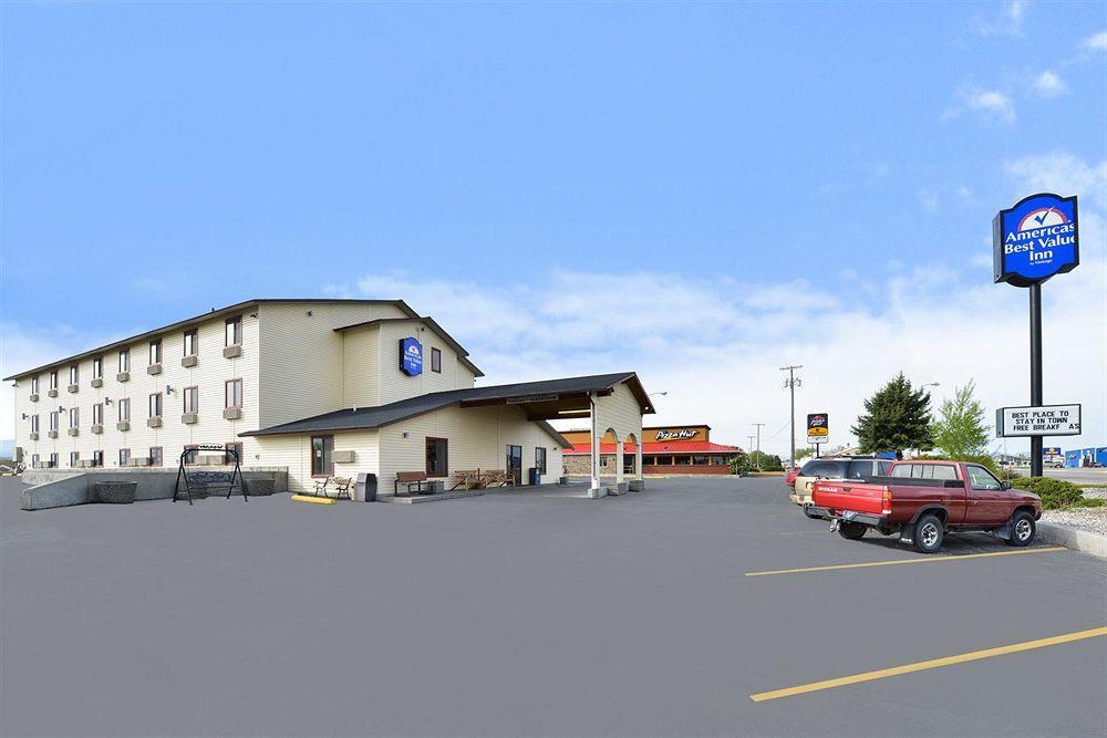 Motel Super 8 By Wyndham Dillon Extérieur photo
