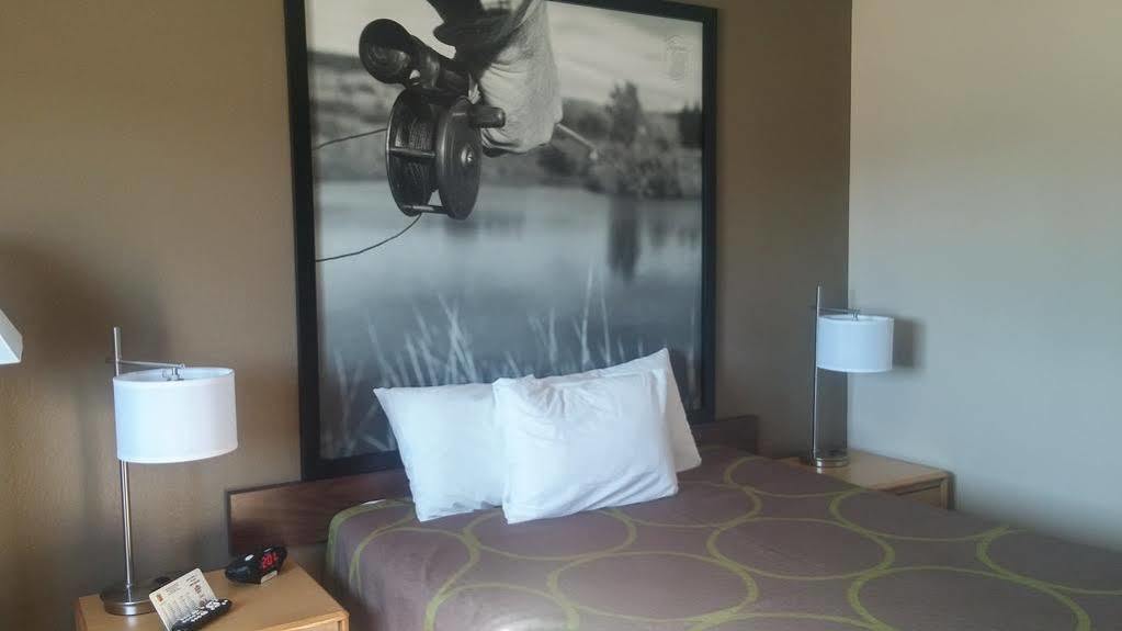 Motel Super 8 By Wyndham Dillon Extérieur photo