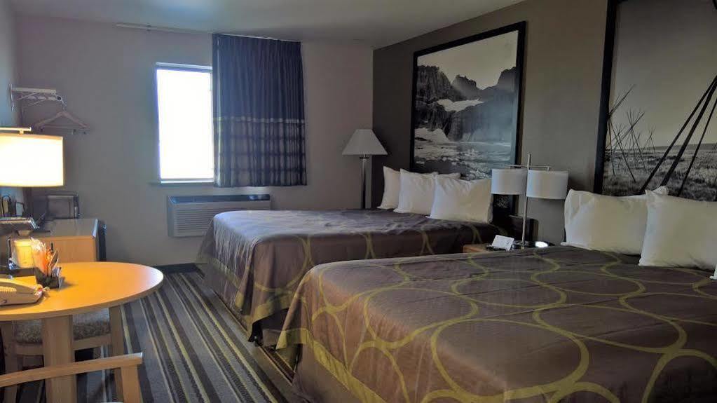 Motel Super 8 By Wyndham Dillon Extérieur photo