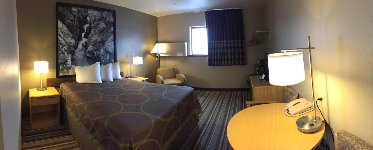 Motel Super 8 By Wyndham Dillon Extérieur photo