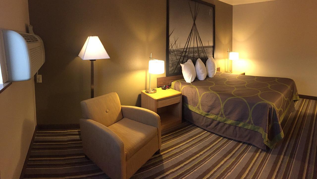 Motel Super 8 By Wyndham Dillon Extérieur photo