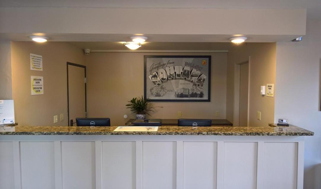 Motel Super 8 By Wyndham Dillon Extérieur photo